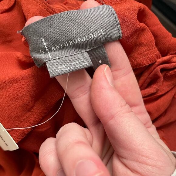 Anthropologie Textured Floral Blouse in Crimson Orange Size Small Open Back Boho - Picture 7 of 10